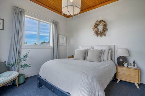 Photo of property in 44 Queen Street, Winton, 9720