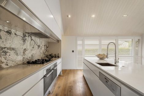 Photo of property in 27 Clifton Road, Herne Bay, Auckland, 1011