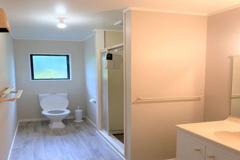 Photo of property in 14 Ellwood Place, Churton Park, Wellington, 6037