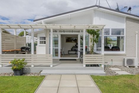 Photo of property in 2 Glen Street, Levin, 5510