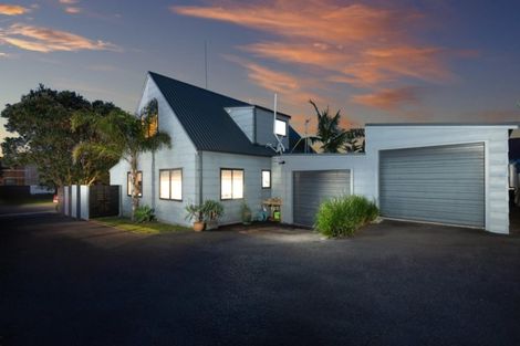 Photo of property in 128 Dickson Road, Papamoa Beach, Papamoa, 3118