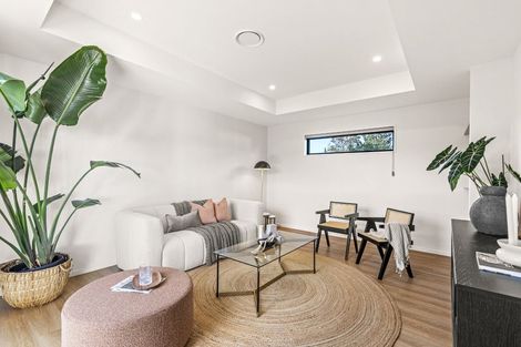 Photo of property in 27 Irvines Track, Halswell, Christchurch, 8025