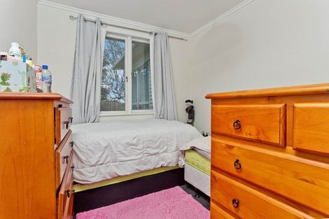 Photo of property in 1/13 Utting Street, Birkdale, Auckland, 0626