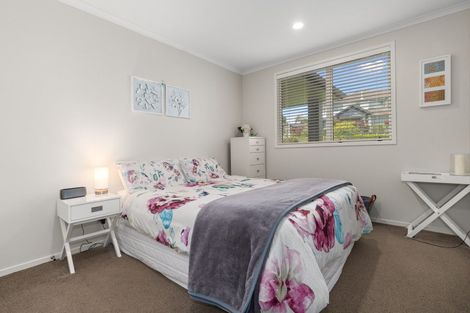 Photo of property in 11 Broadwater Close, Pyes Pa, Tauranga, 3112