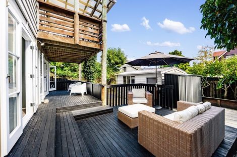 Photo of property in 1/11 Norman Road, Hauraki, Auckland, 0622