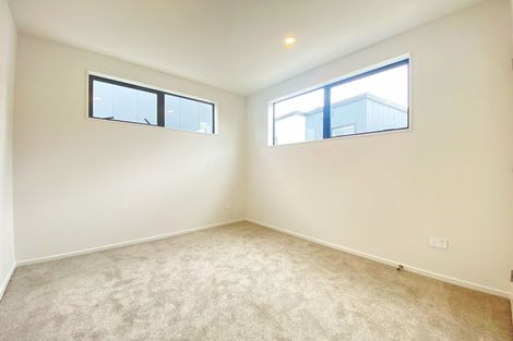Photo of property in 296c East Coast Road, Forrest Hill, Auckland, 0620