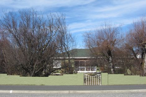 Photo of property in 72 Caulfeild Street, Ranfurly, 9332