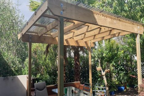 Photo of property in 28 Langana Avenue, Browns Bay, Auckland, 0630