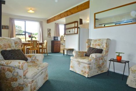 Photo of property in 58 Rodney Avenue, Te Horo Beach, Otaki, 5581