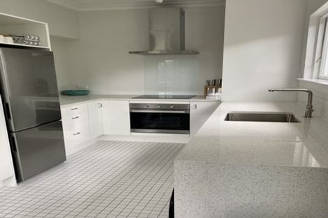 Photo of property in Illawarra Flats, 8/6 Brighton Road, Parnell, Auckland, 1052