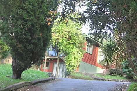 Photo of property in 8 Thomas Hook Street, Tawa, Wellington, 5028