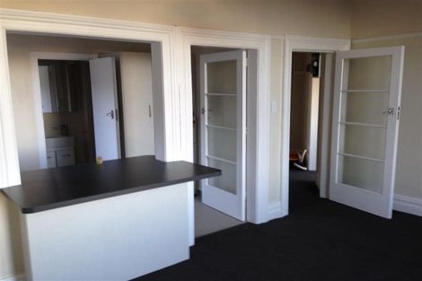 Photo of property in 2 Royal Terrace, Dunedin Central, Dunedin, 9016