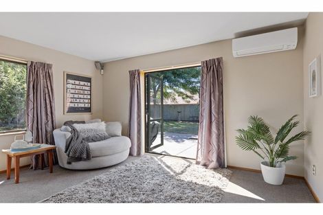 Photo of property in 37 Broadhaven Avenue, Parklands, Christchurch, 8083