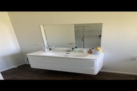 Photo of property in 18 Riley Place, Fitzroy, Hamilton, 3206