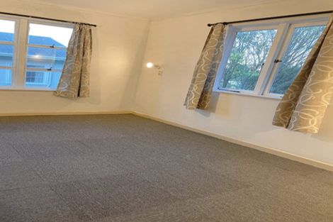 Photo of property in 86 Matipo Road, Mairangi Bay, Auckland, 0630