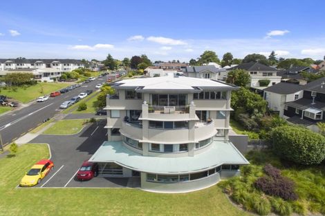 Photo of property in 4/15 Sixth Avenue, Tauranga, 3110