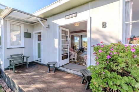 Photo of property in 8 Matai Street, Kaka Point, 9271