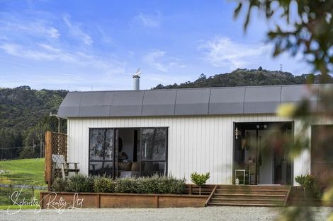 Photo of property in 316 Mountain Road, Maungaturoto, 0587