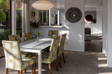 Photo of property in 1/12 Craig Road, Milford, Auckland, 0620