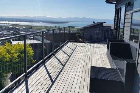 Photo of property in 24 Heemskerck Place, Britannia Heights, Nelson, 7010