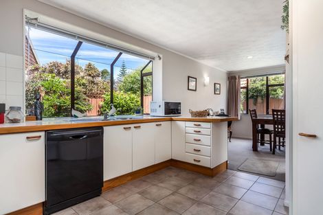 Photo of property in 1/10 Camden Place, Papatoetoe, Auckland, 2025