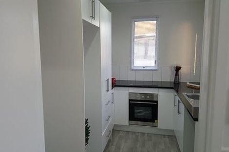 Photo of property in 48 Sharland Avenue, Manurewa, Auckland, 2102