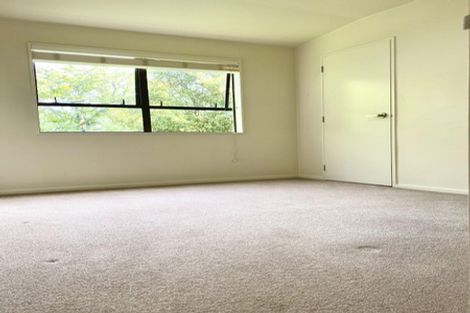Photo of property in 2/660 Beach Road, Browns Bay, Auckland, 0630