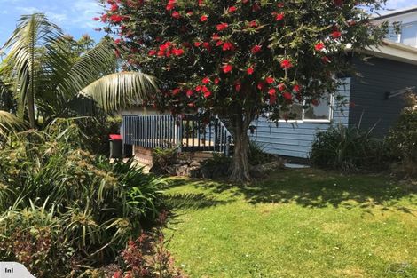 Photo of property in 47 Cheriton Road, Mellons Bay, Auckland, 2014