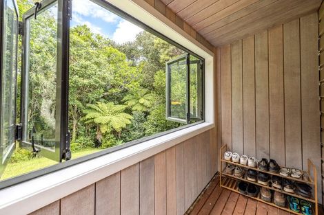 Photo of property in 12 Okoka Road, Omiha, Waiheke Island, 1081