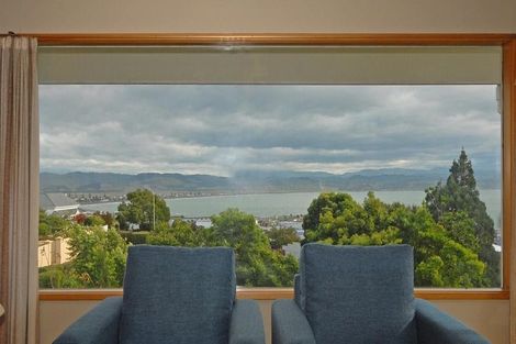 Photo of property in 28 George Street, Hospital Hill, Napier, 4110