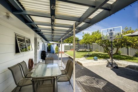 Photo of property in 13 Clement Place, Greenmeadows, Napier, 4112