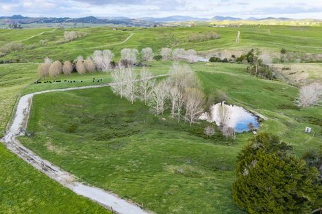 Photo of property in 272 Huarau Road, Whakapirau, Maungaturoto, 0583