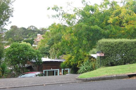 Photo of property in 46 West Lynn Road, Titirangi, Auckland, 0604
