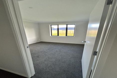 Photo of property in 4 Trevor Mcmiken Drive, Patumahoe, 2679