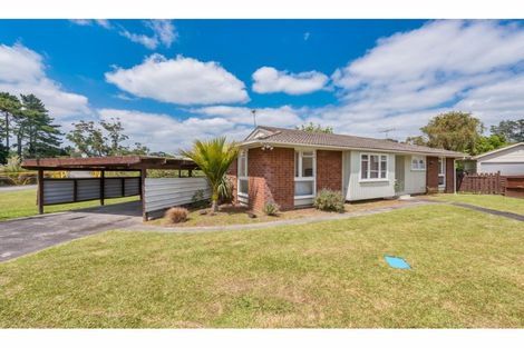 Photo of property in 63 Oreil Avenue, West Harbour, Auckland, 0618