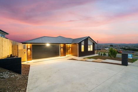 Photo of property in 5 Viv Green Place, Pokeno, 2402