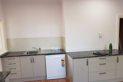 Photo of property in 60 Avenue Road, West End, Timaru, 7910