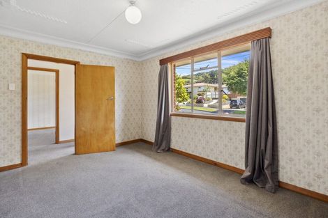 Photo of property in 112 Centennial Avenue, Helensburgh, Dunedin, 9010