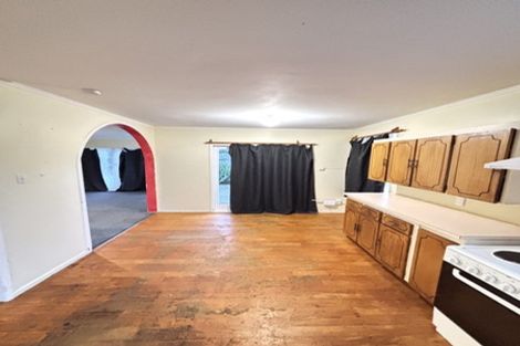 Photo of property in 52 Tatariki Street, Rosehill, Papakura, 2113