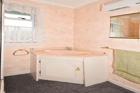 Photo of property in 373 Taieri Road, Halfway Bush, Dunedin, 9010