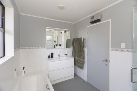 Photo of property in 34 Oban Street, Holmes Hill, Oamaru, 9401