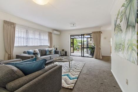 Photo of property in 8b Wellington Street, Papakura, 2110