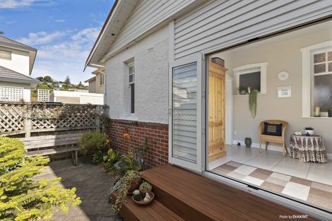 Photo of property in 35 Puriri Street, Miramar, Wellington, 6022