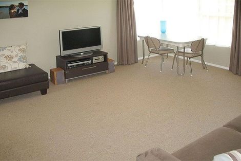 Photo of property in 1/11 Celtic Crescent, Ellerslie, Auckland, 1051