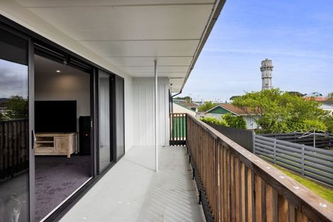 Photo of property in 35 Collins Street, Hawera, 4610