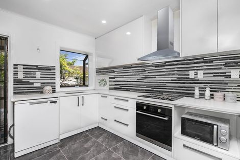 Photo of property in 2/5 Elizabeth Avenue, Papatoetoe, Auckland, 2025