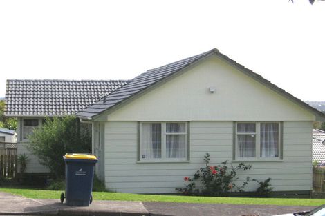 Photo of property in 14 Humphrey Kemp Avenue, Henderson, Auckland, 0612