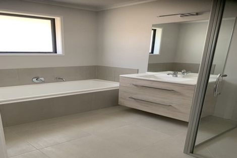 Photo of property in 24 Peacock Place, Pokeno, 2402