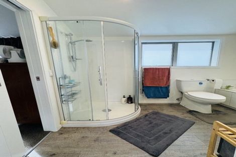 Photo of property in 5/20 Glanmire Road, Newlands, Wellington, 6037