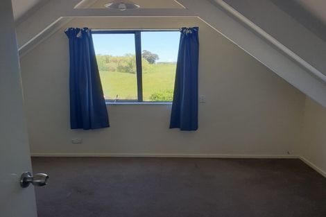 Photo of property in 42 Codlin Road, Waiuku, 2683